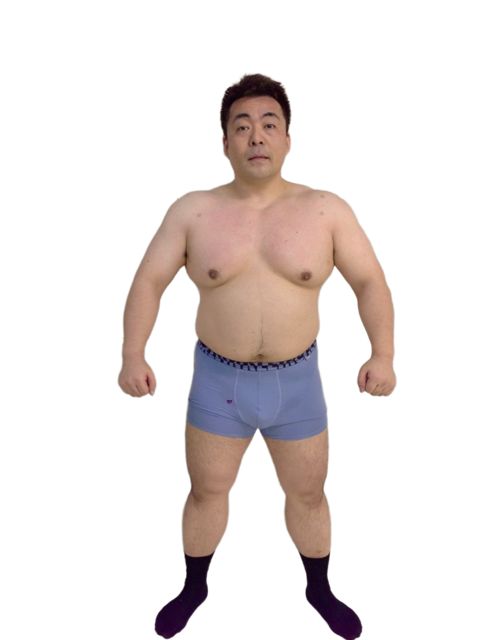 40代男性・経営者、トレーニング開始前の全身